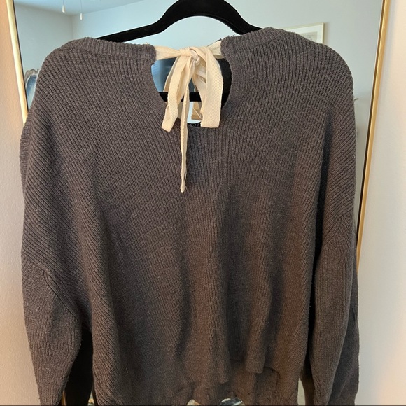 ZARA Knit Grey Sweater Tie-Back - Super Soft - Picture 4 of 4